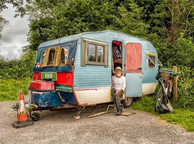 découvrez notre assurance camping-car adaptée à vos besoins. protégez votre véhicule et voyagez en toute tranquillité sur la route. obtenez un devis personnalisé et bénéficiez de garanties complètes.